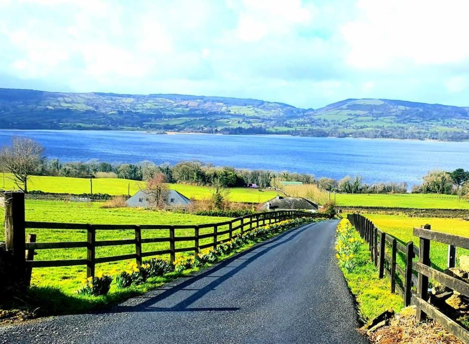 Cosy Self Contained Cottage With Stunning Views キラロー エクステリア 写真